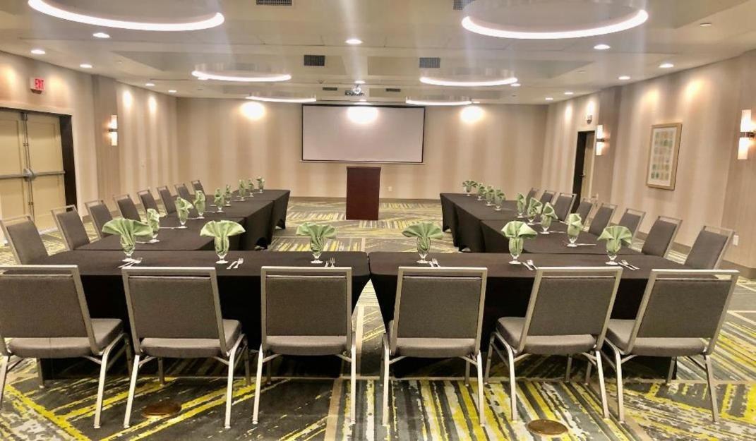 Holiday Inn Willowbrook Houston Nw Сайпръс Екстериор снимка